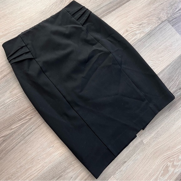 Express Elegant Black Pencil Skirt - Picture 1 of 7